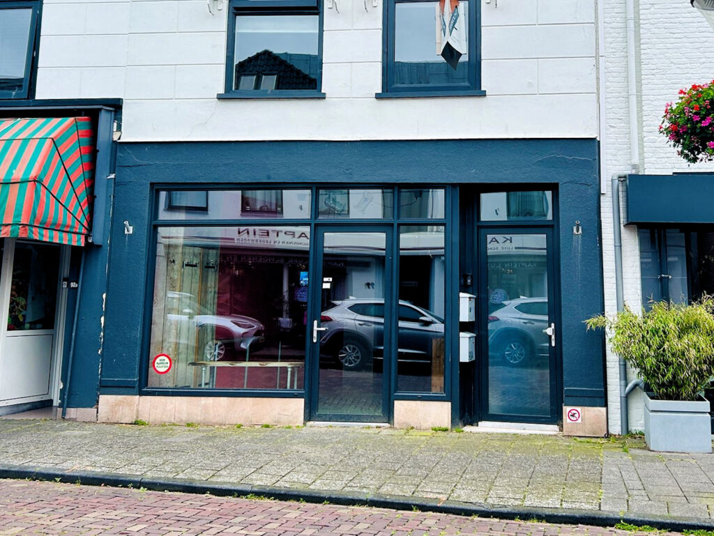 Raadhuisstraat 90